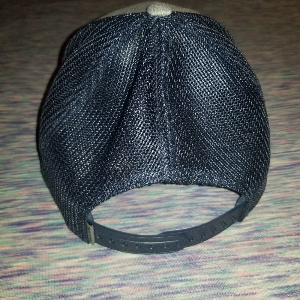 Travis Mathew hat - Picture 2 of 3